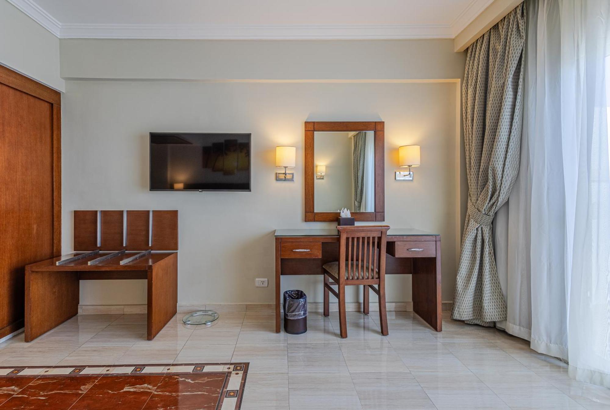 Sultan Gardens Resort Sharm El Sheikh Εξωτερικό φωτογραφία A room at the hotel